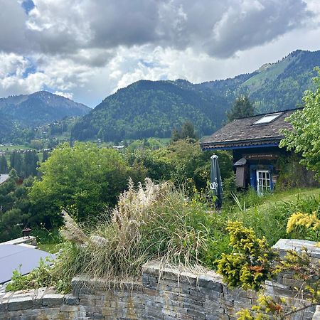 Micro-Lodge, Le Petit Nid D'Amour Монрьон Экстерьер фото