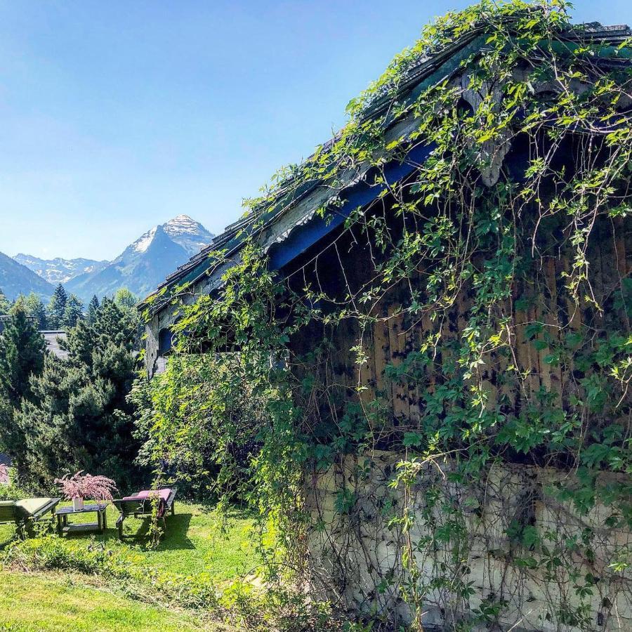 Micro-Lodge, Le Petit Nid D'Amour Монрьон Экстерьер фото